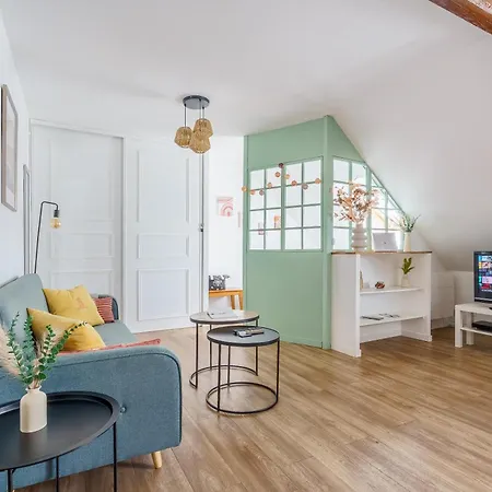 Le Petit Refuge & Your Sweet Loc Апартаменты *