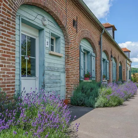 Апартаменты Le Petit Refuge & Your Sweet Loc *