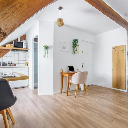 Apartament Le Petit Refuge - Mansarde Au Vert, Parking Gratuit *
